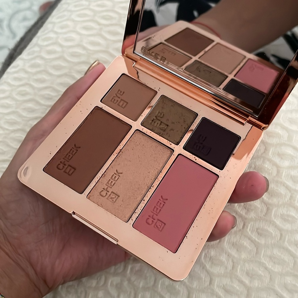 NIB EVER Out the Door Cheek & Eye Palette